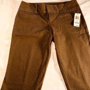 Olive Green Cropped pants